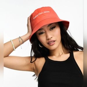 Cotton bucket hat with Calvin Klein logo at center
